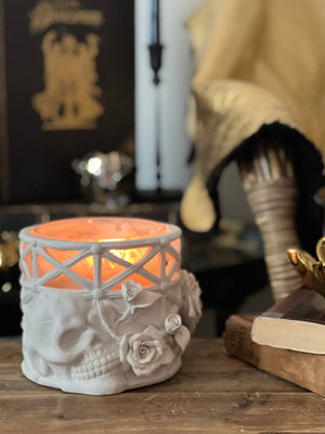 LUXURIA Skull Candle