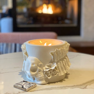 VANITAS Skull Candle